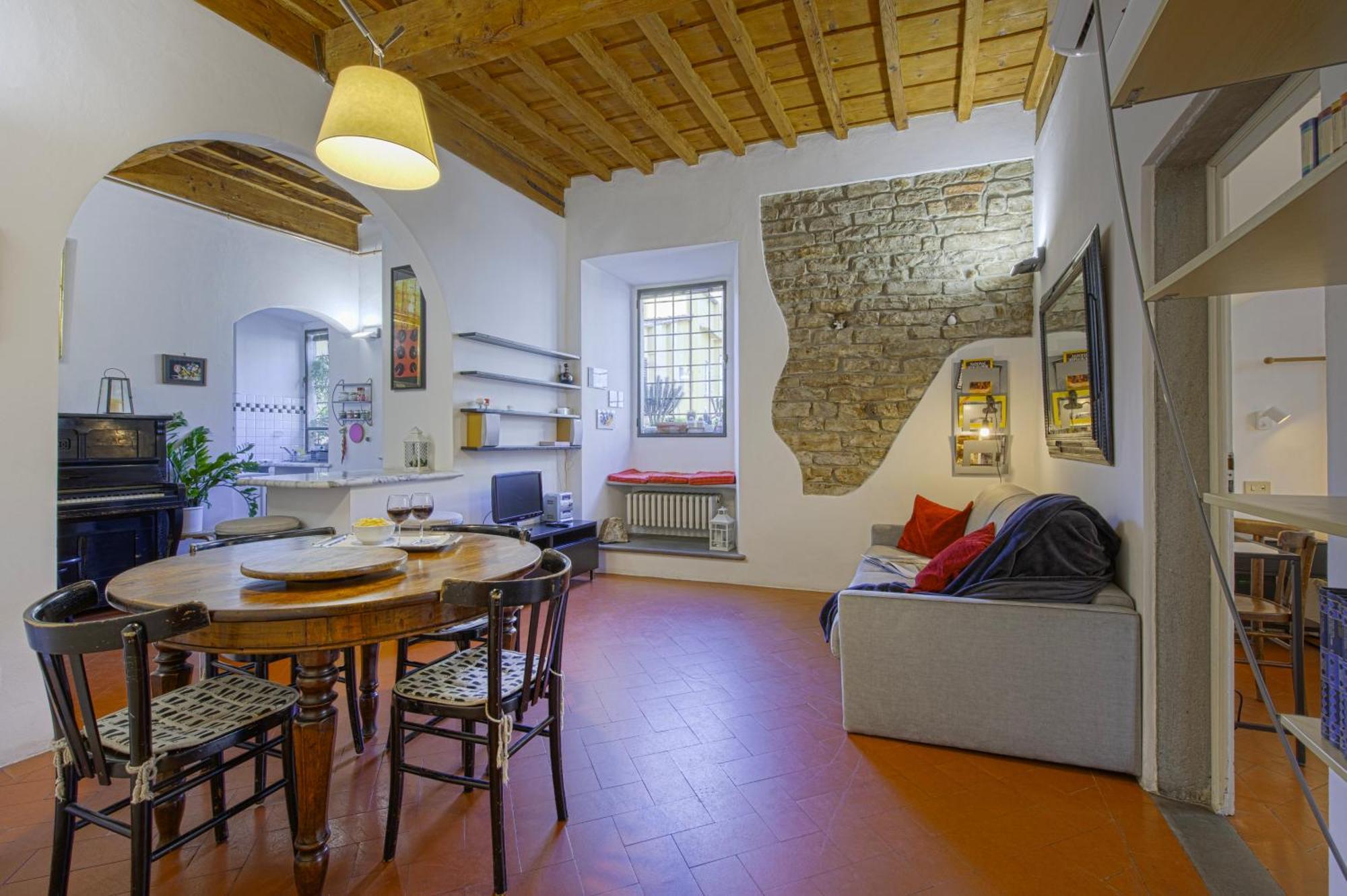 Santa Trinita - Flo Appartement *