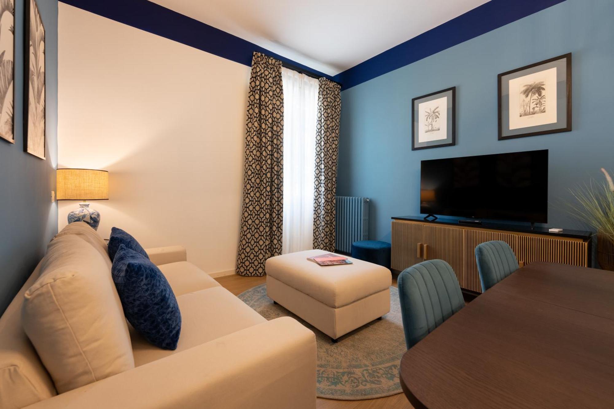 Via Taddeo Alderotti, 85 - Elegant In Careggi, Near Hospital, & Tram Morgagni - Charming Apartment *