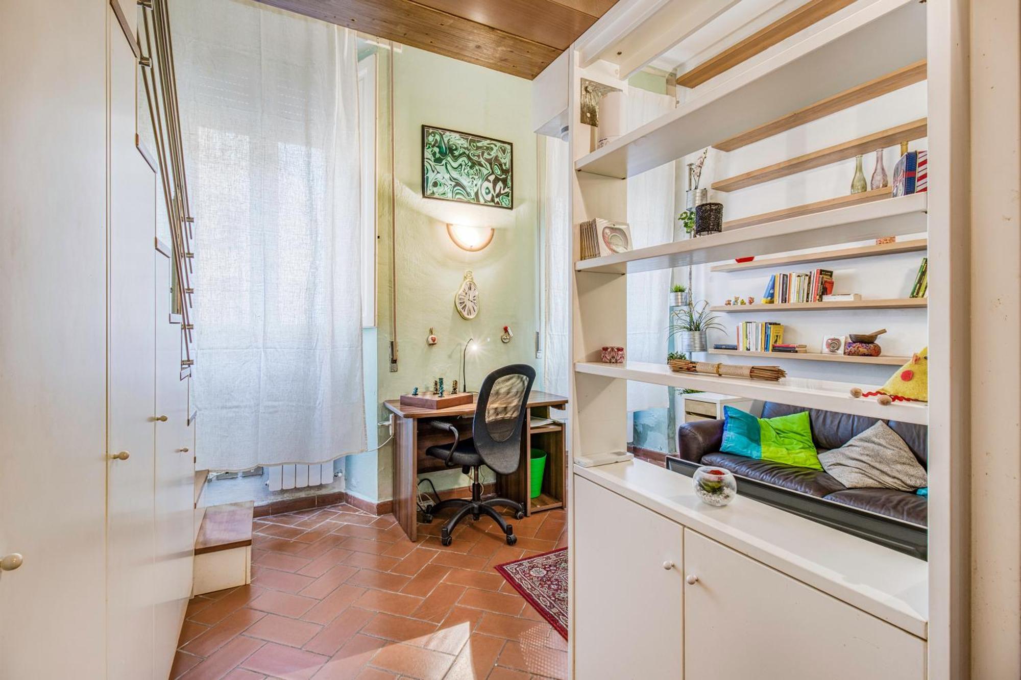 Center Private Garden - Happy Apartment