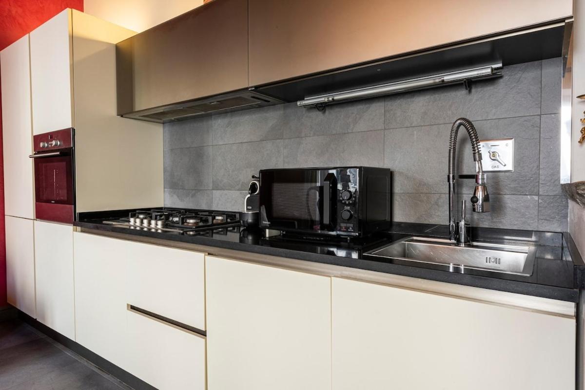 Cosy In Glamorous Santo Spirito Appartement