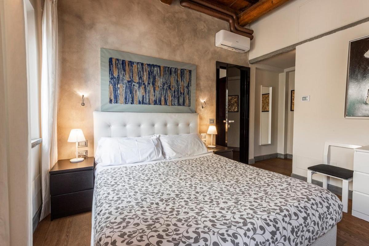 Cosy In Glamorous Santo Spirito Appartement Florence