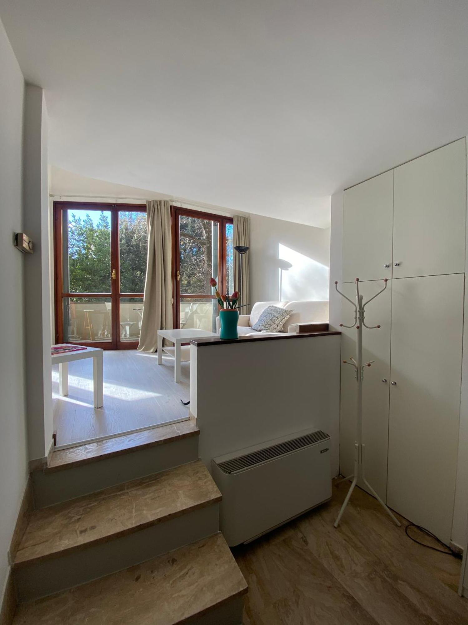 Cozy With Access To Garden Appartamento Firenze