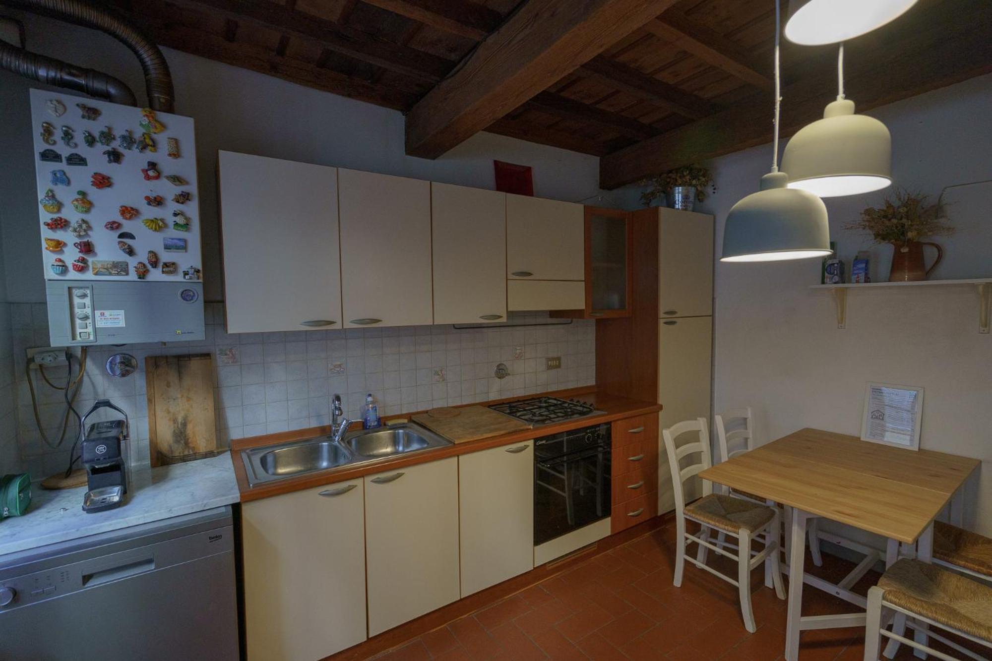 Traditional Florentine 1br Close To Piazza Santa Croce Firenze