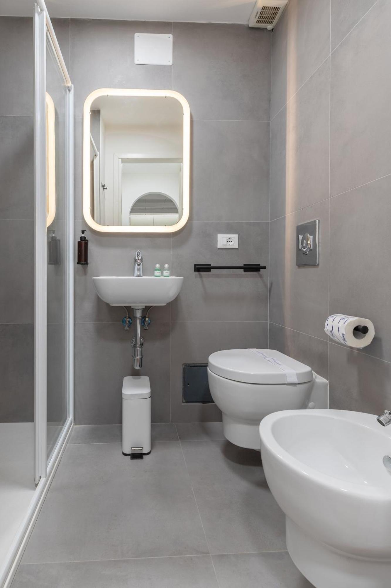 Station-duomo Free Wi-fi Appartement
