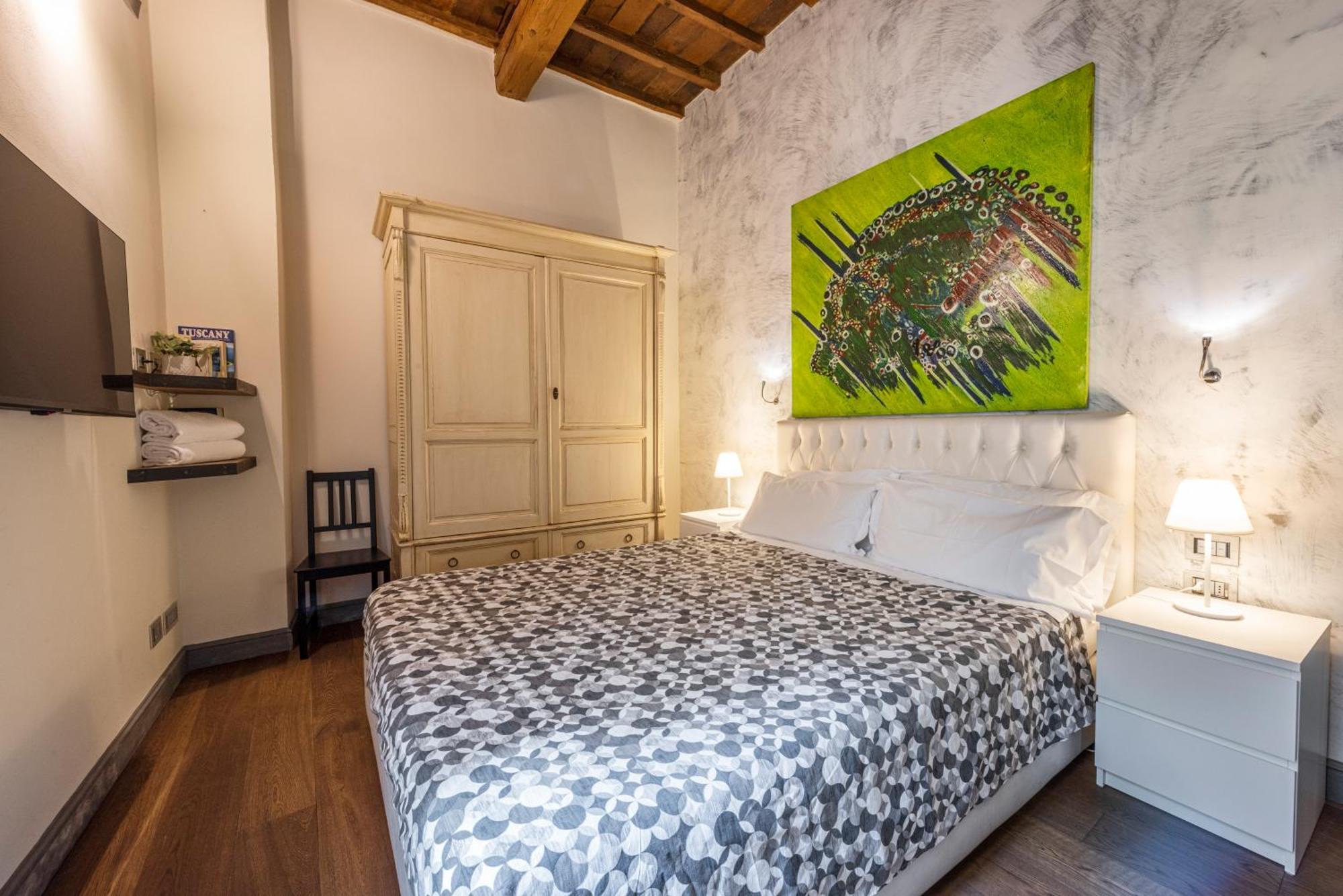 Cosy In Glamorous Santo Spirito Appartement