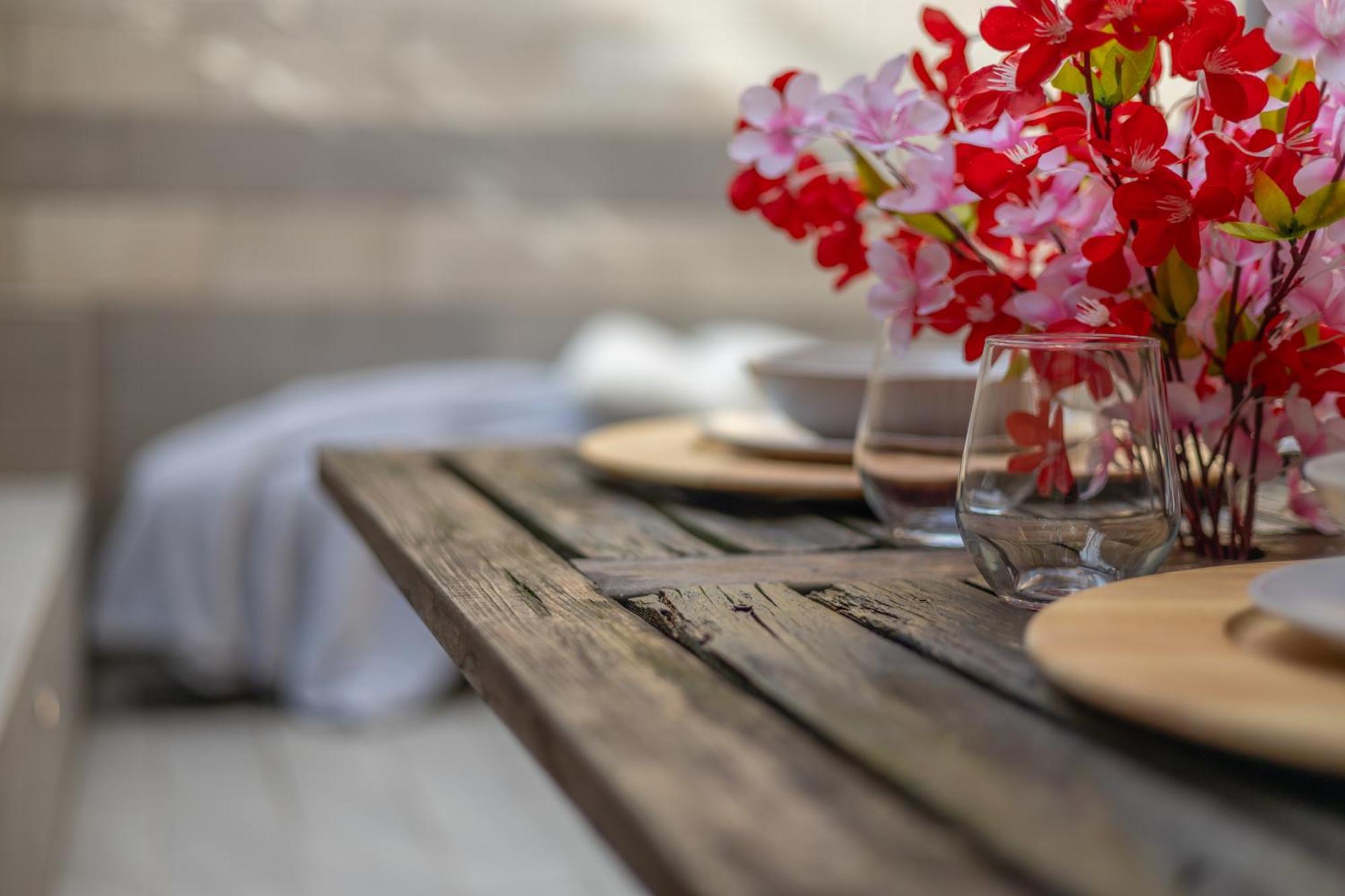 Dolce & Terrace By C&g