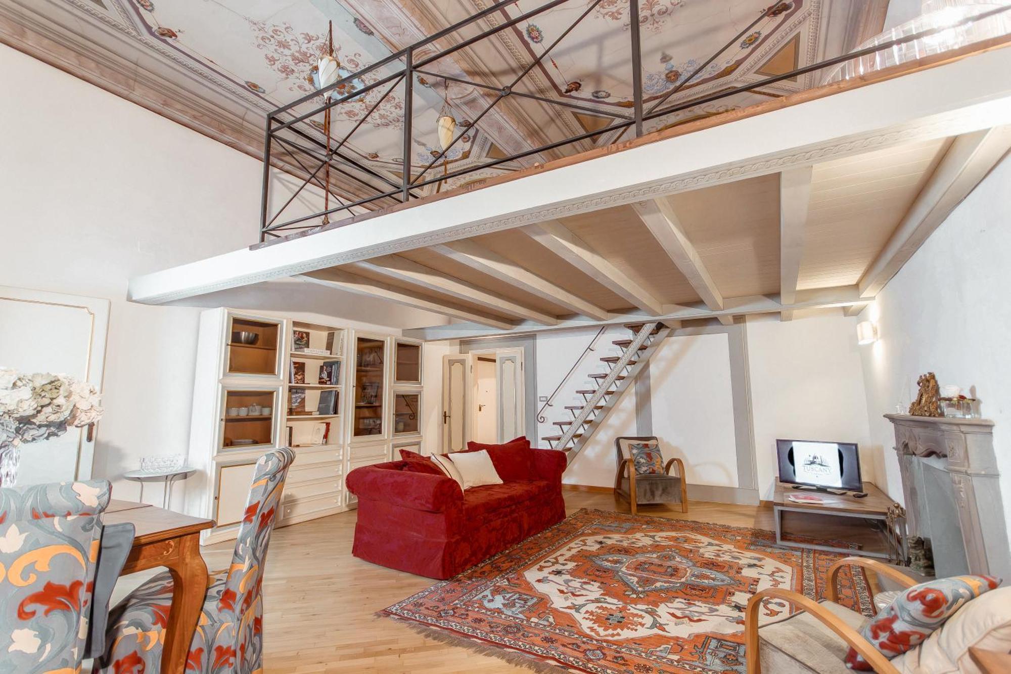 Elegant Loft Serragli * Florence