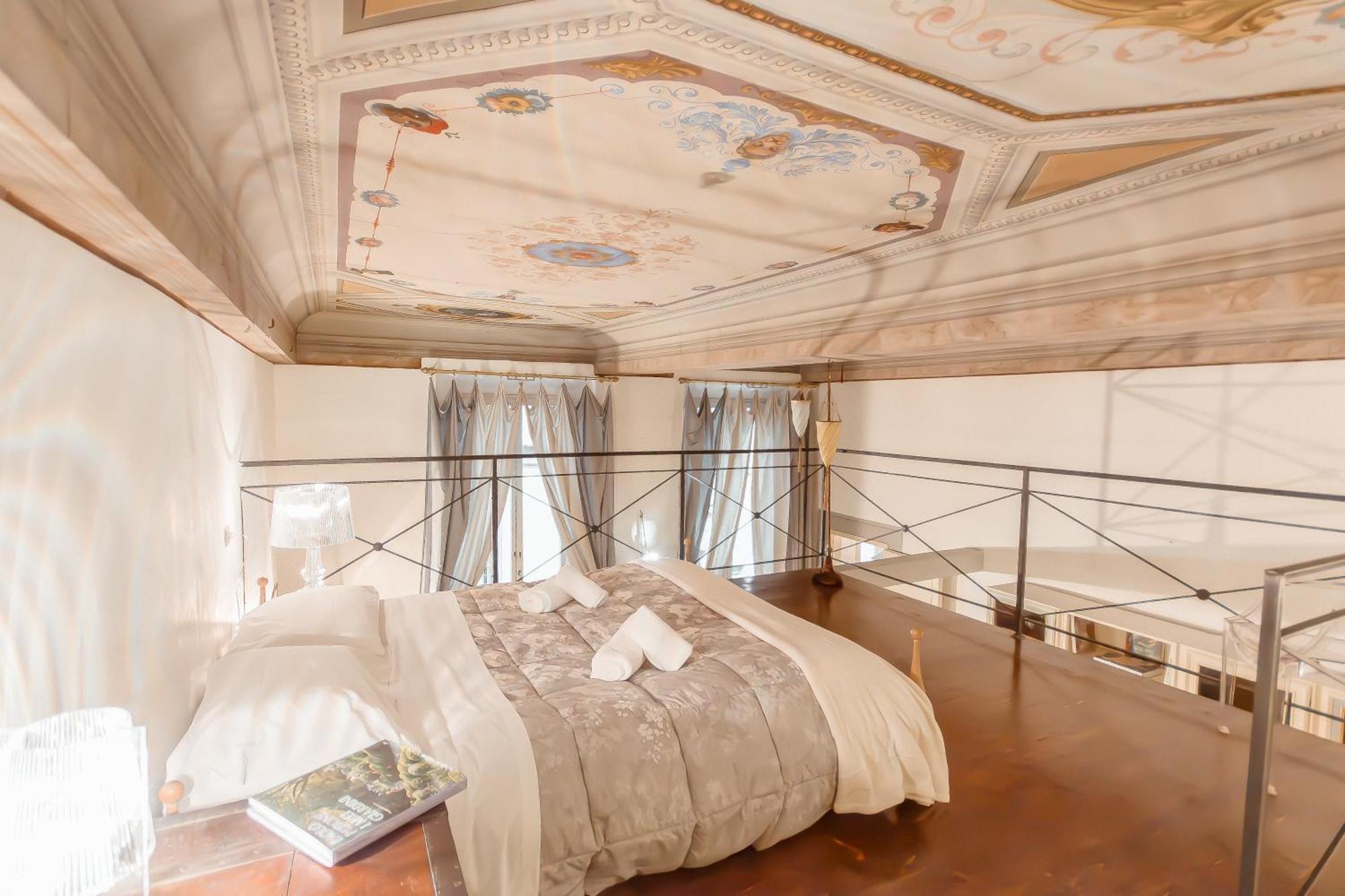 Elegant Loft Serragli