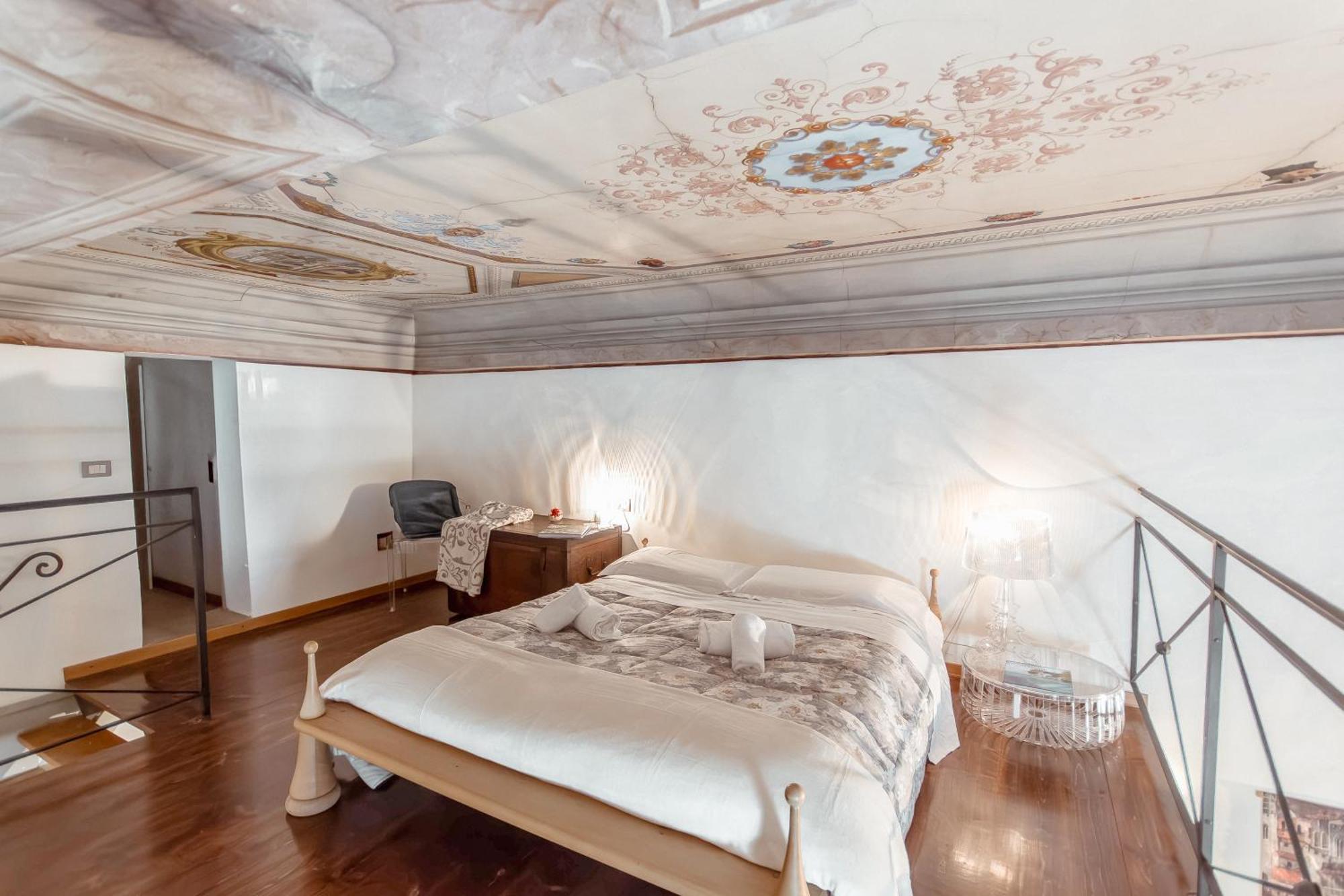 Elegant Loft Serragli Appartement