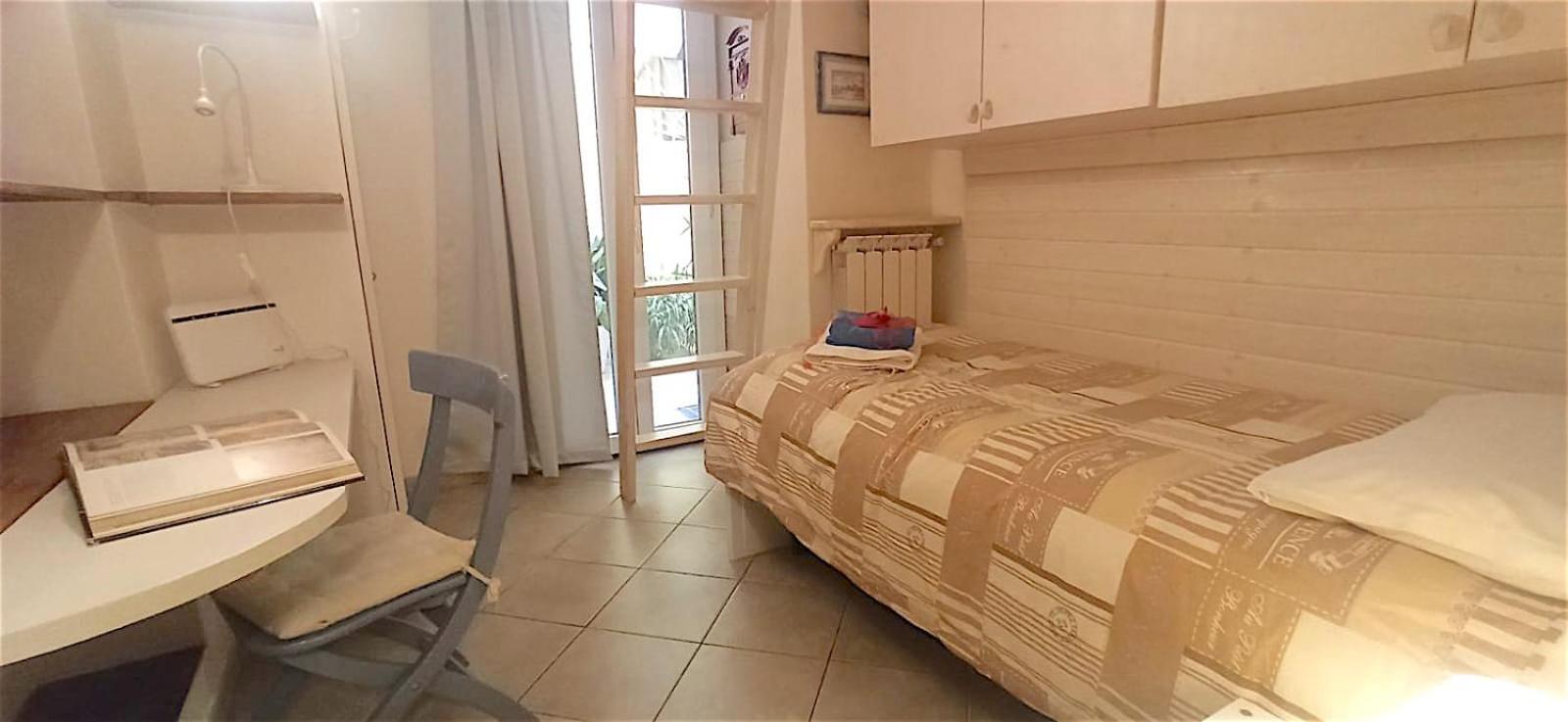 Apartment Amo E Flo