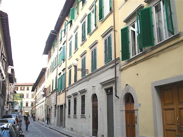 Amo E Flo Apartment