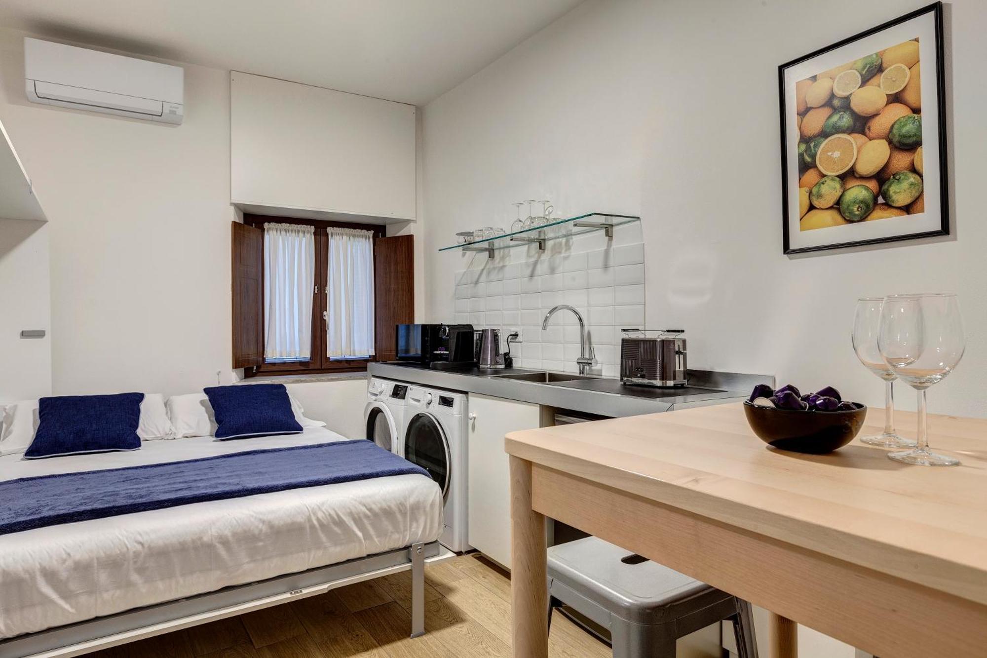 Apartment House G *