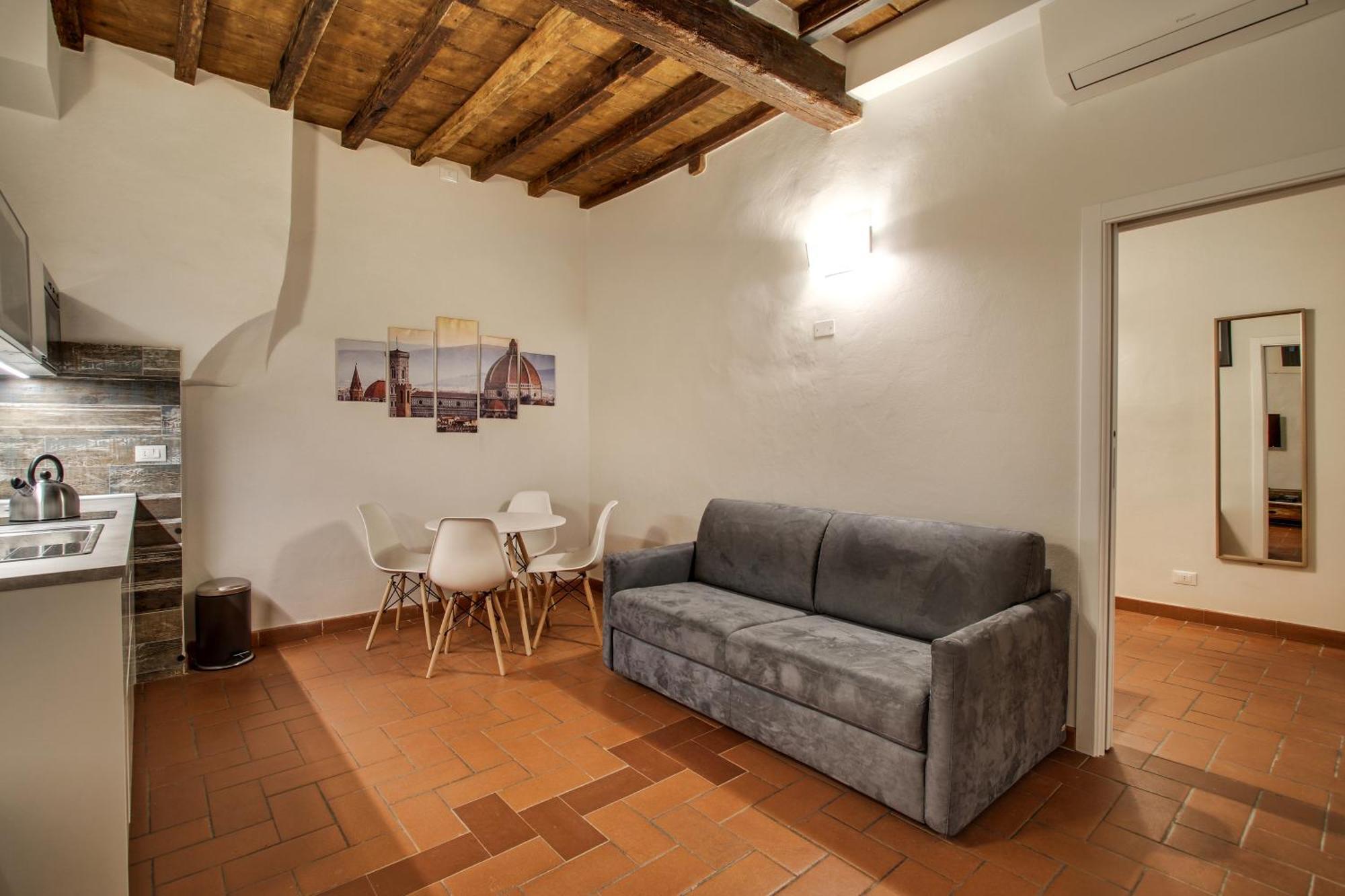 Appartement Pilastri Near Santa Croce