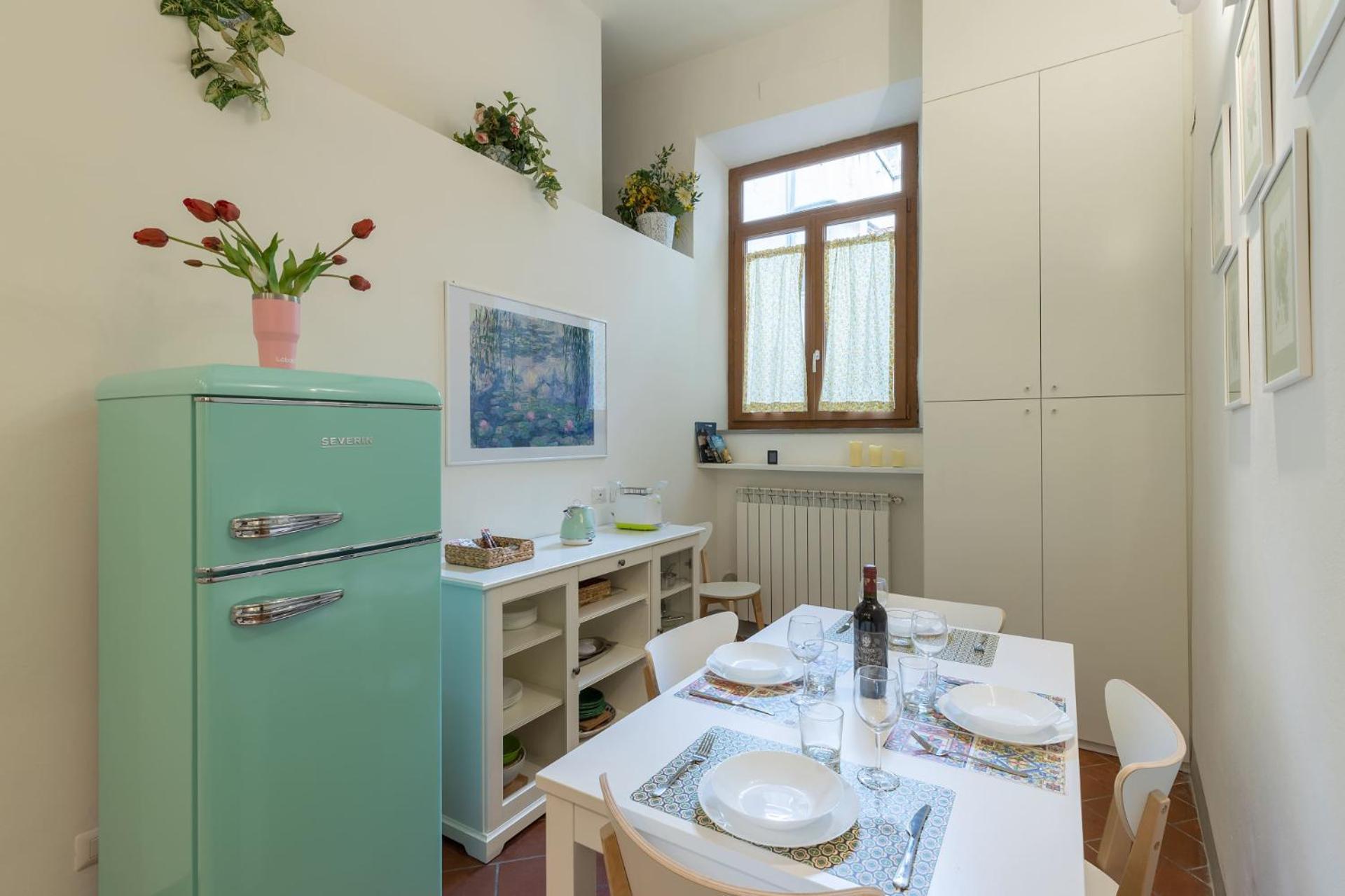 Pitti Family In Appartement Florence