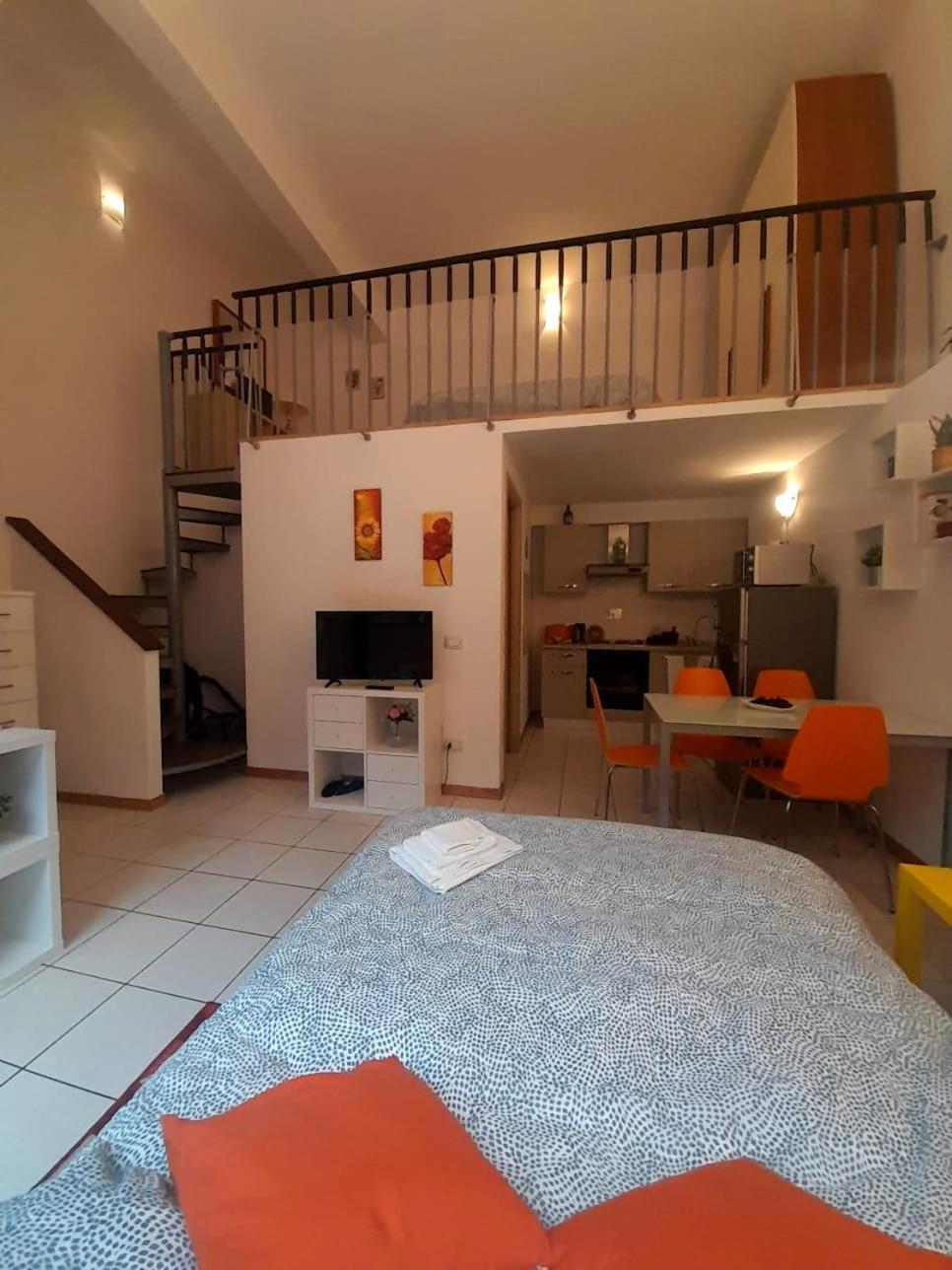 Gemme Fiorentine In Front Of The Train Station 5 Minutes From The Centre Free Parking Florença
