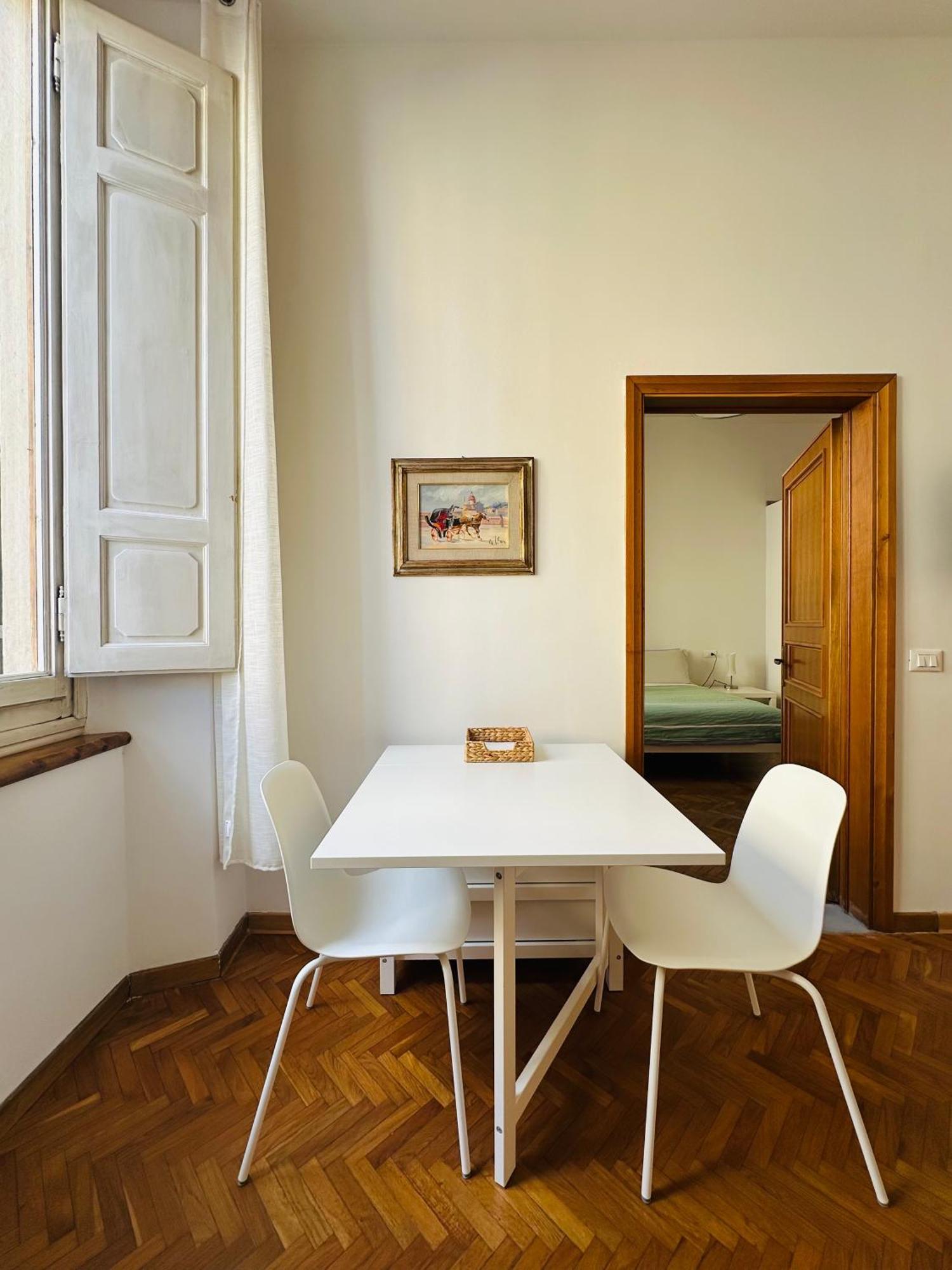 Apartment Poggi 7 *