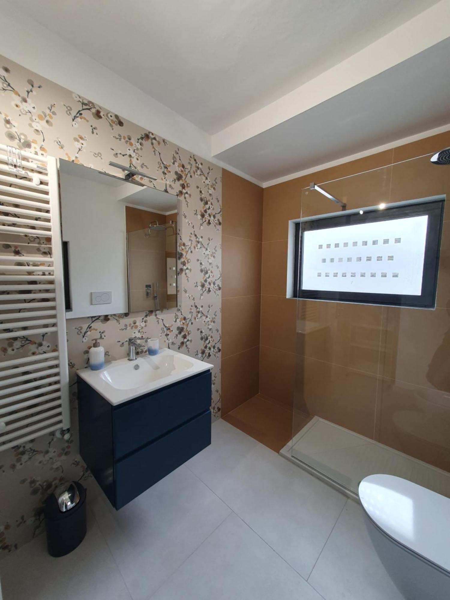 Pitti Rainbow Homestay *