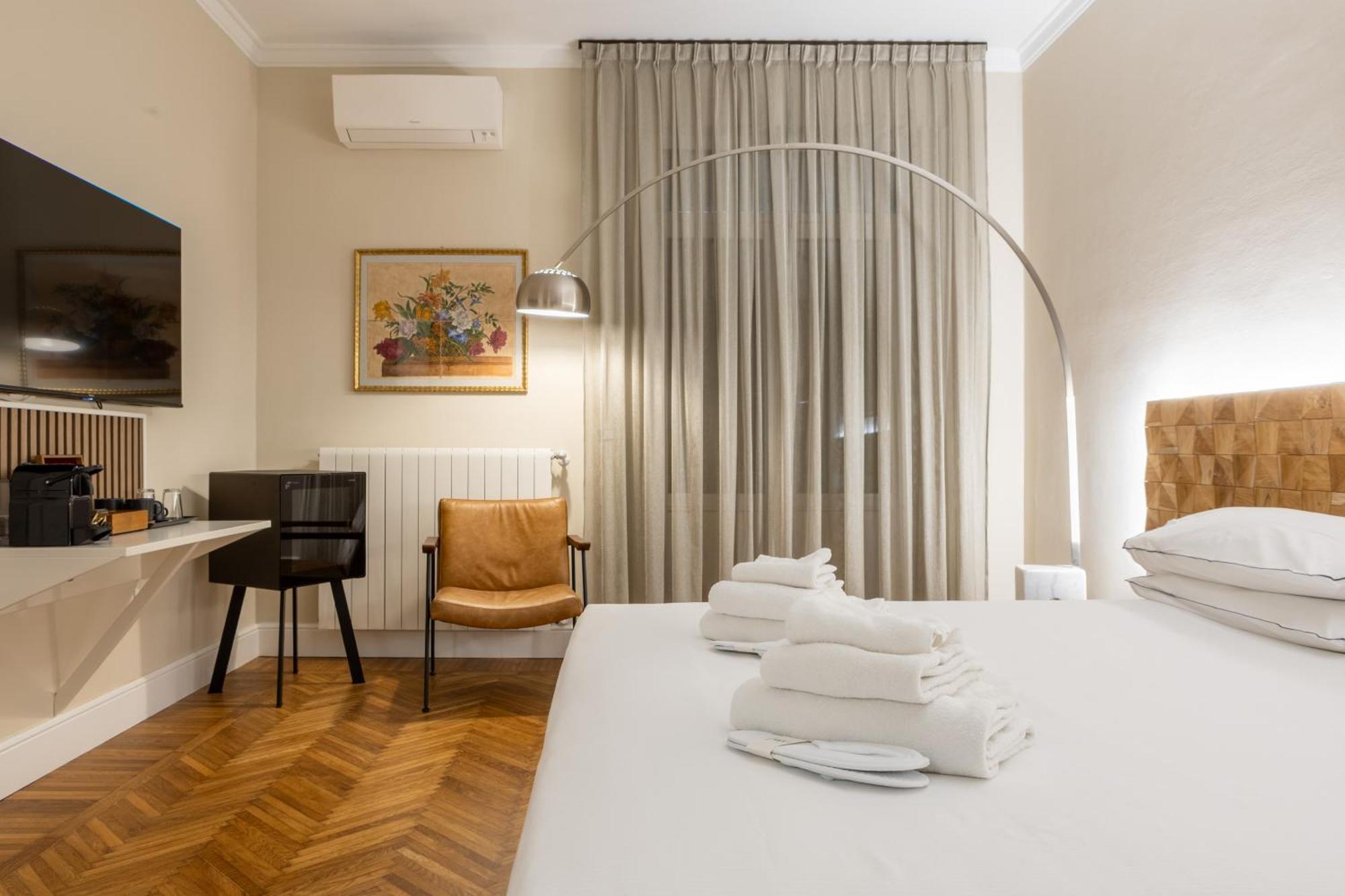 Pier Capponi 17 &