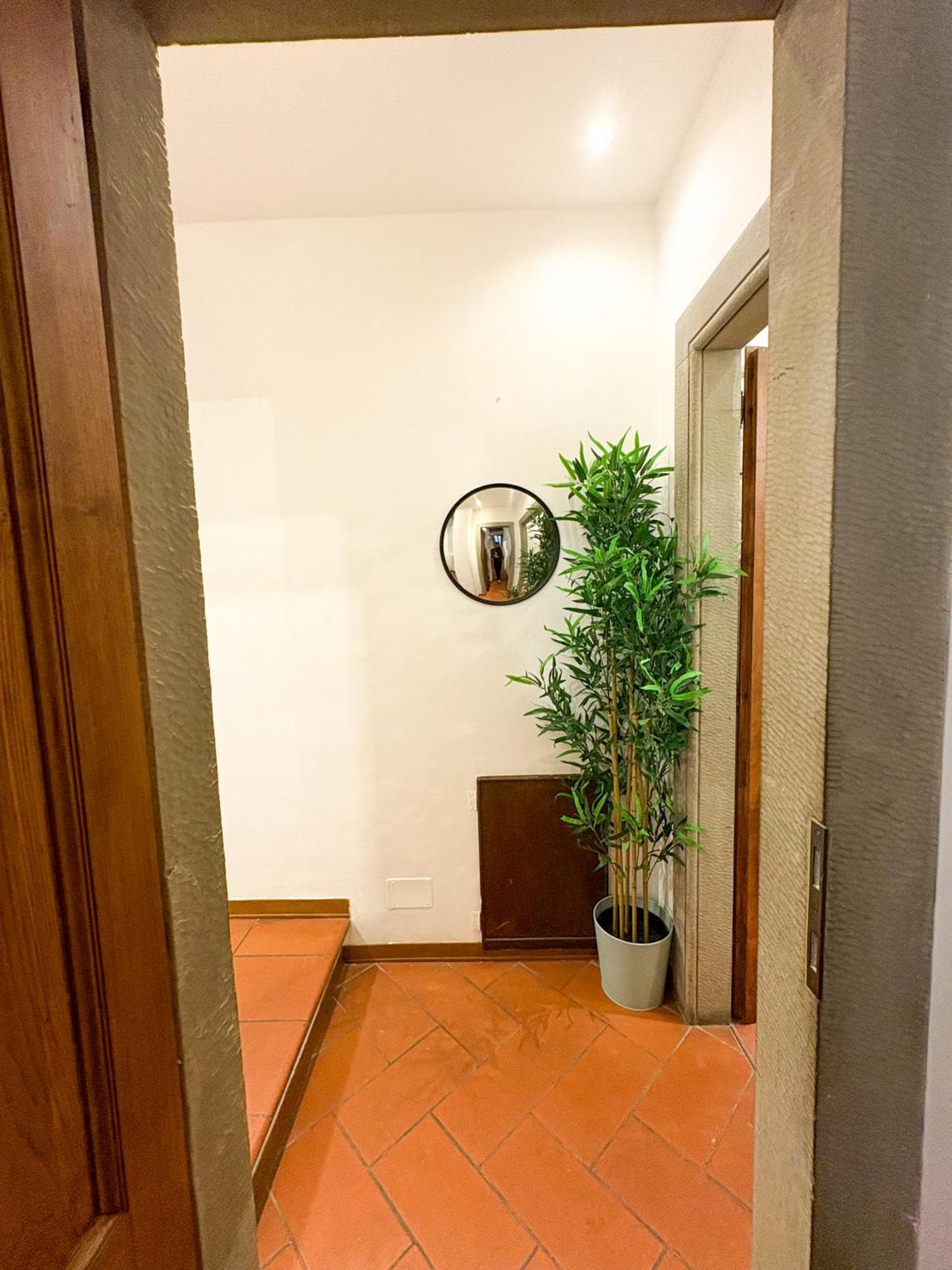 Vinegia N5 - Clemente & Settimo * Florence