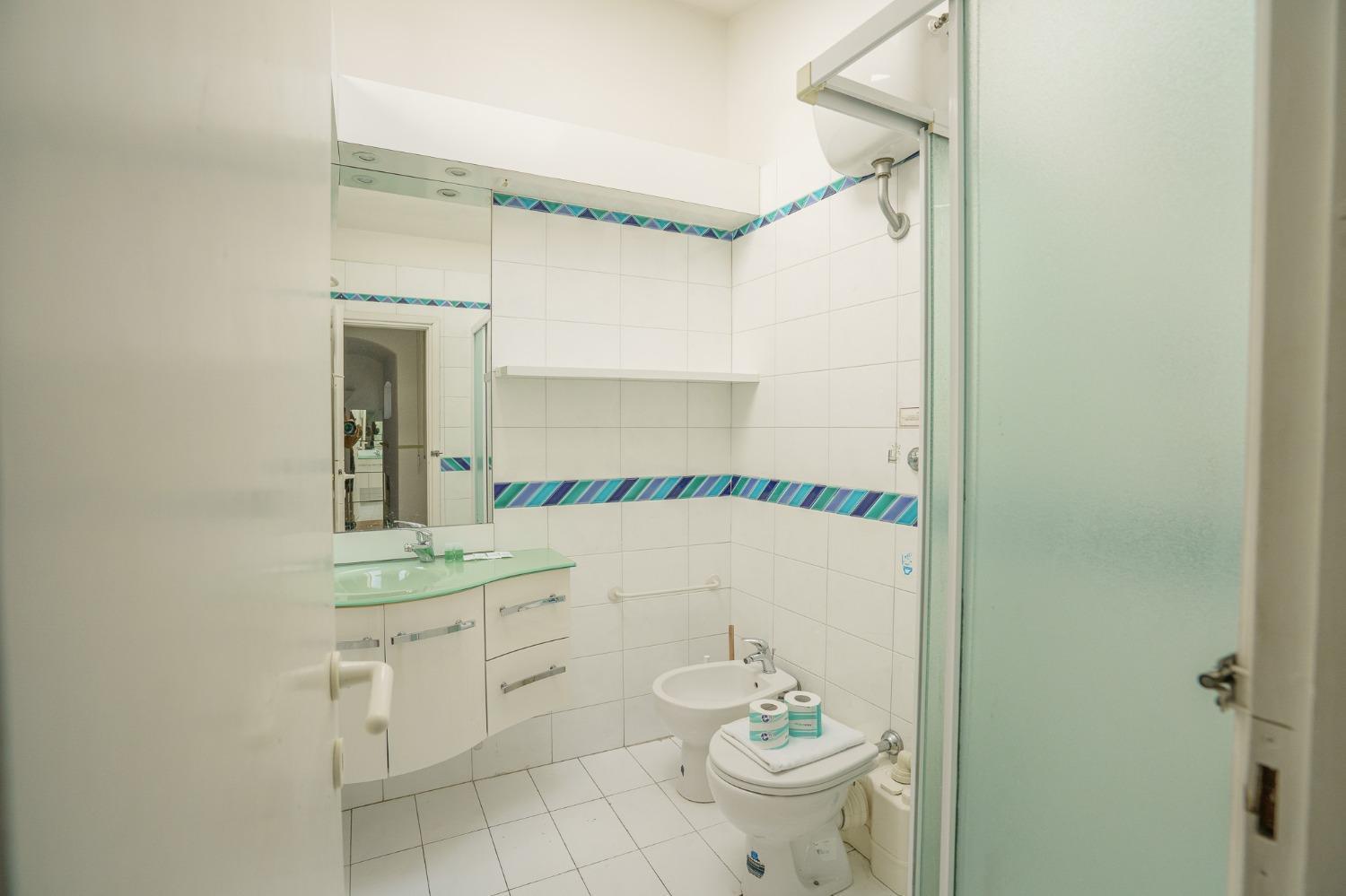 Apartment Pretty Alfani