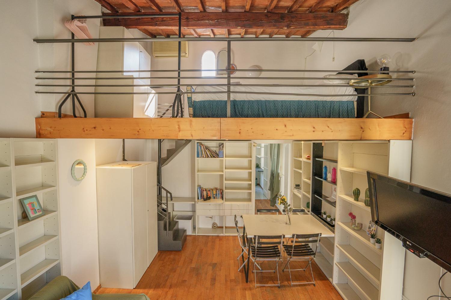 Apartment Pretty Alfani *