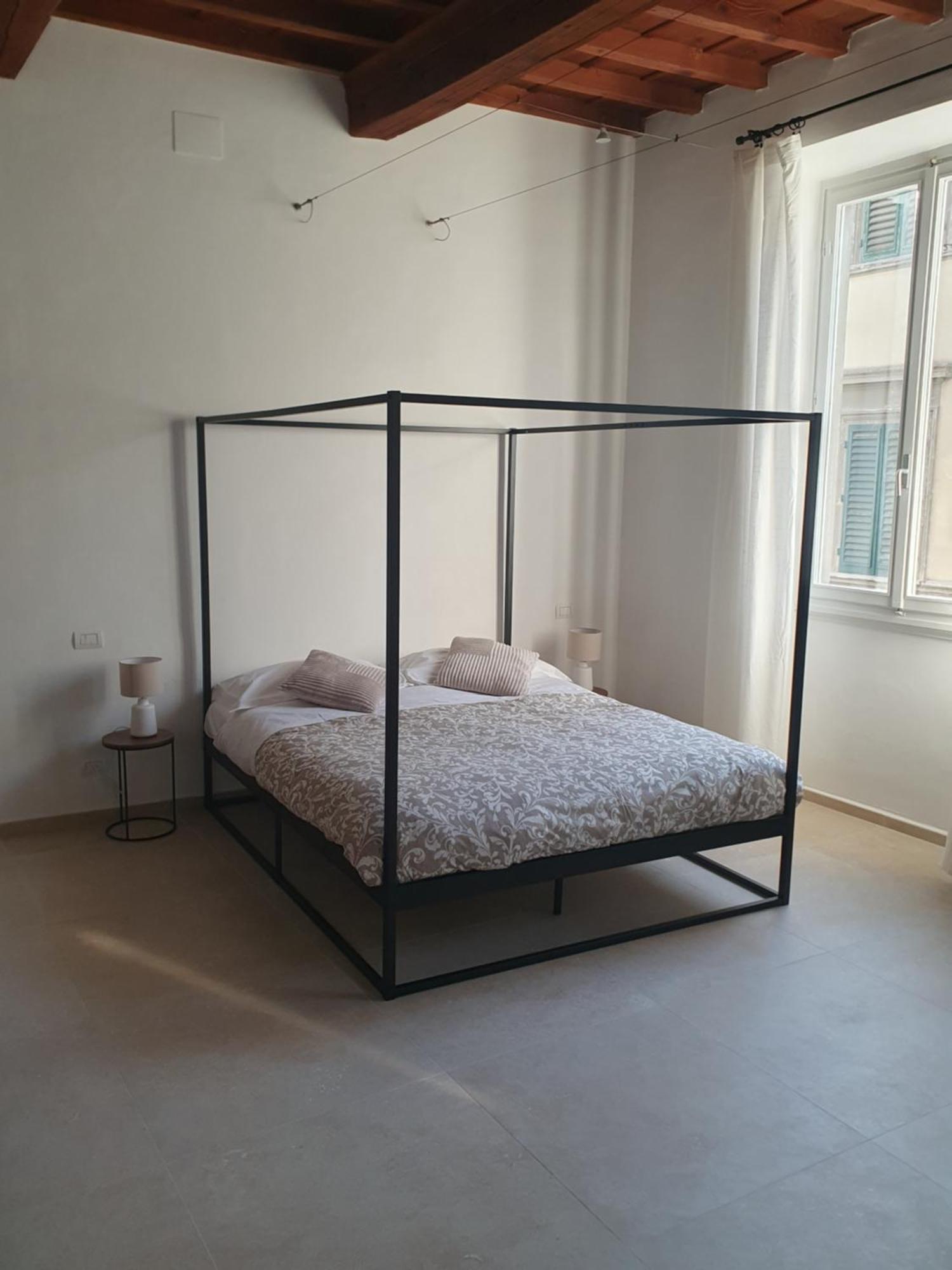 Pitti Rainbow Homestay Florence