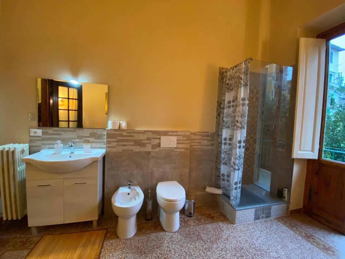 Nobility In The Heart Of Florence! Appartement