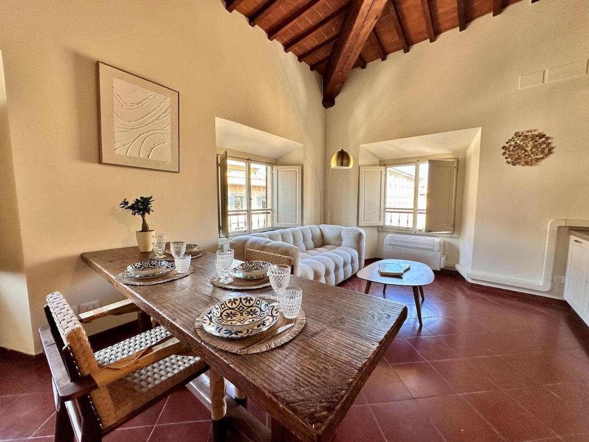 Appartement Ad Rondinelli, Florence