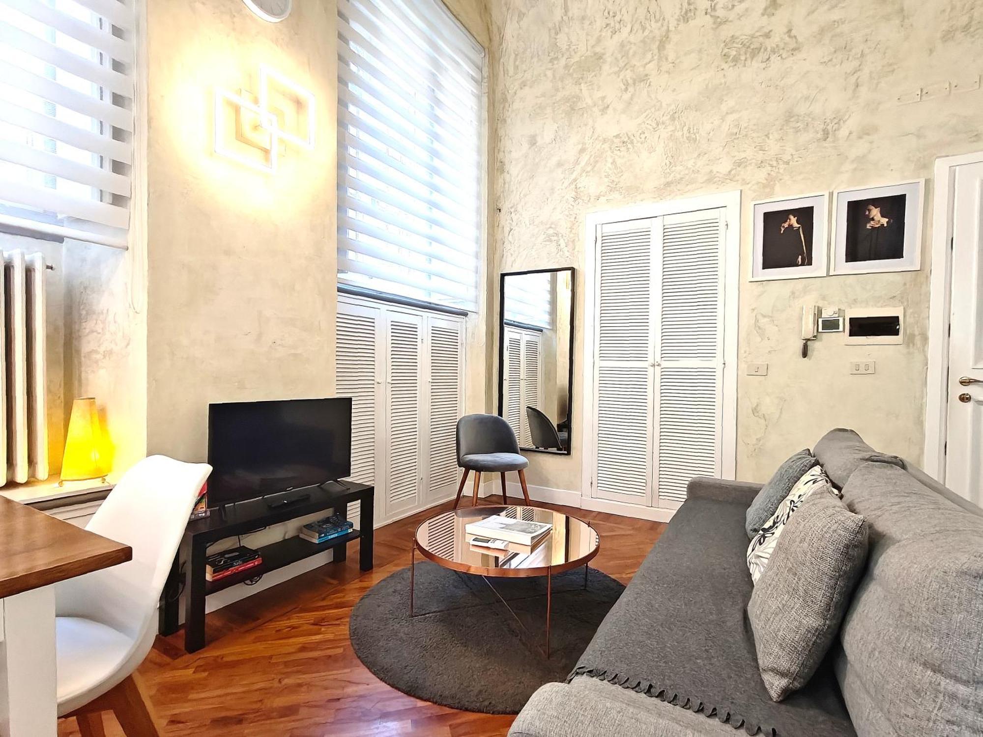 Loft Deluxe Dante House