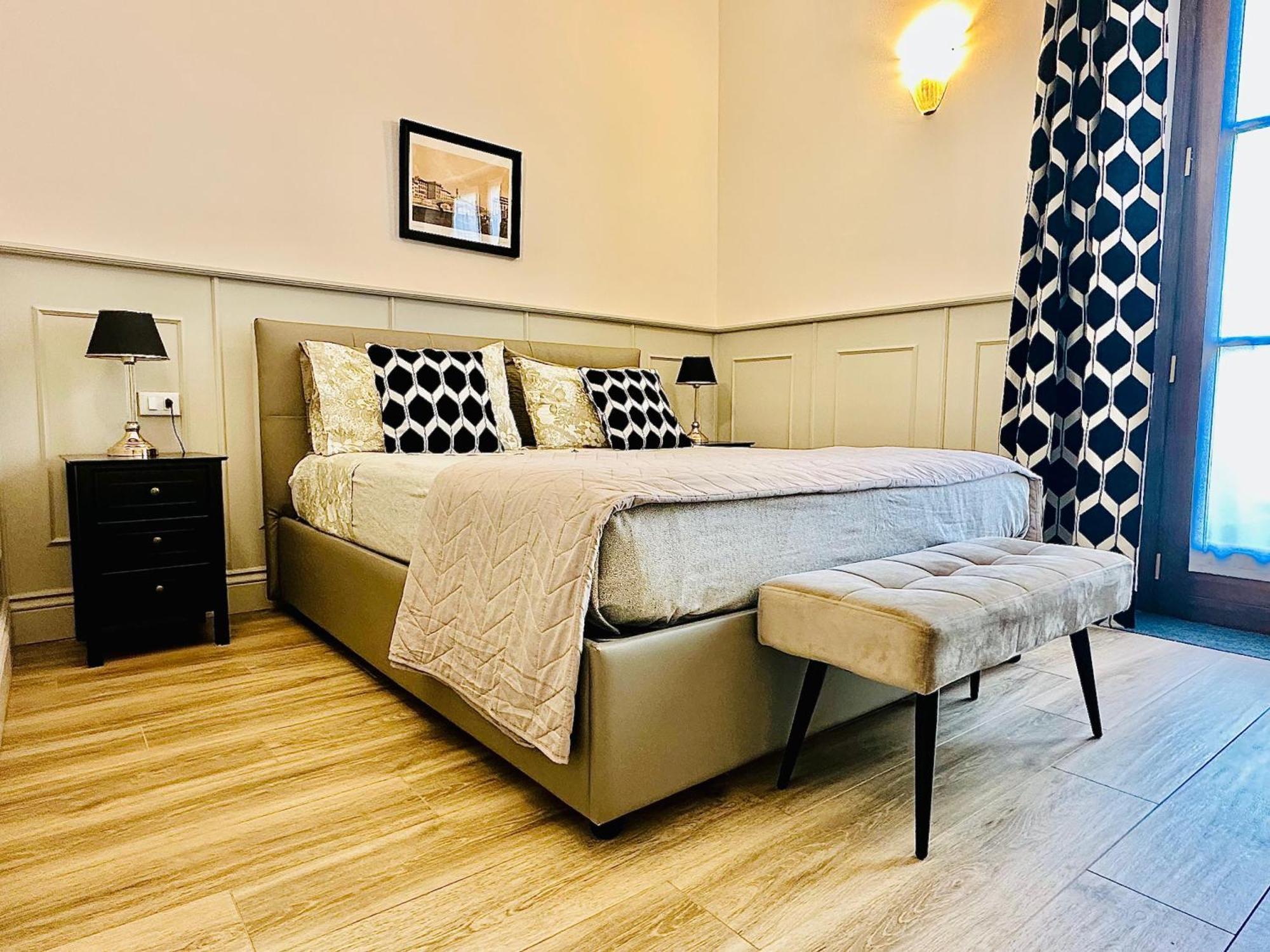Maison d'hôtes Cozy With Ensuite & Outdoor Space Florence