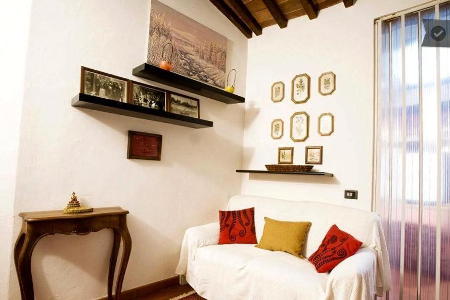 Cozy In The Oltrarno Area * Firenze