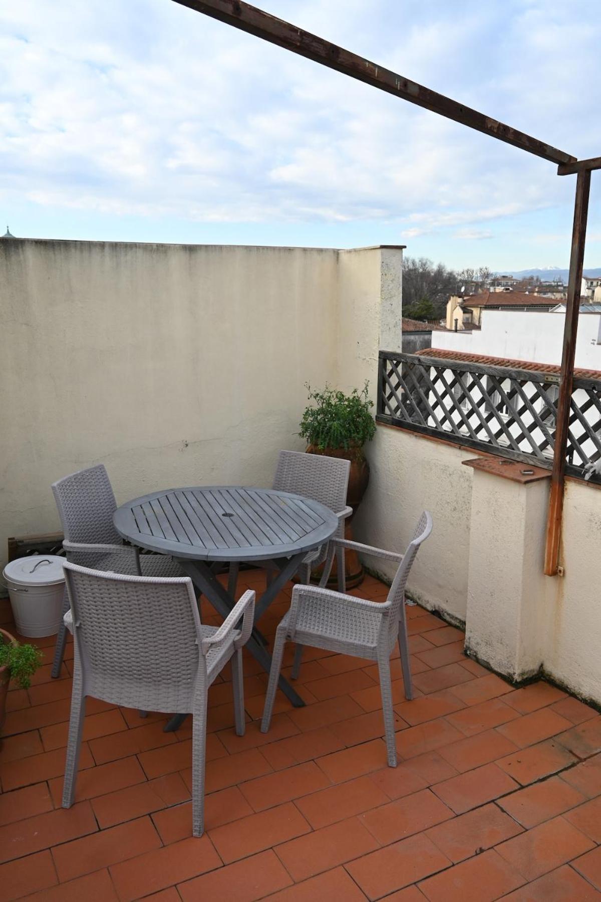 Small Penthouse With A Terrace Florence