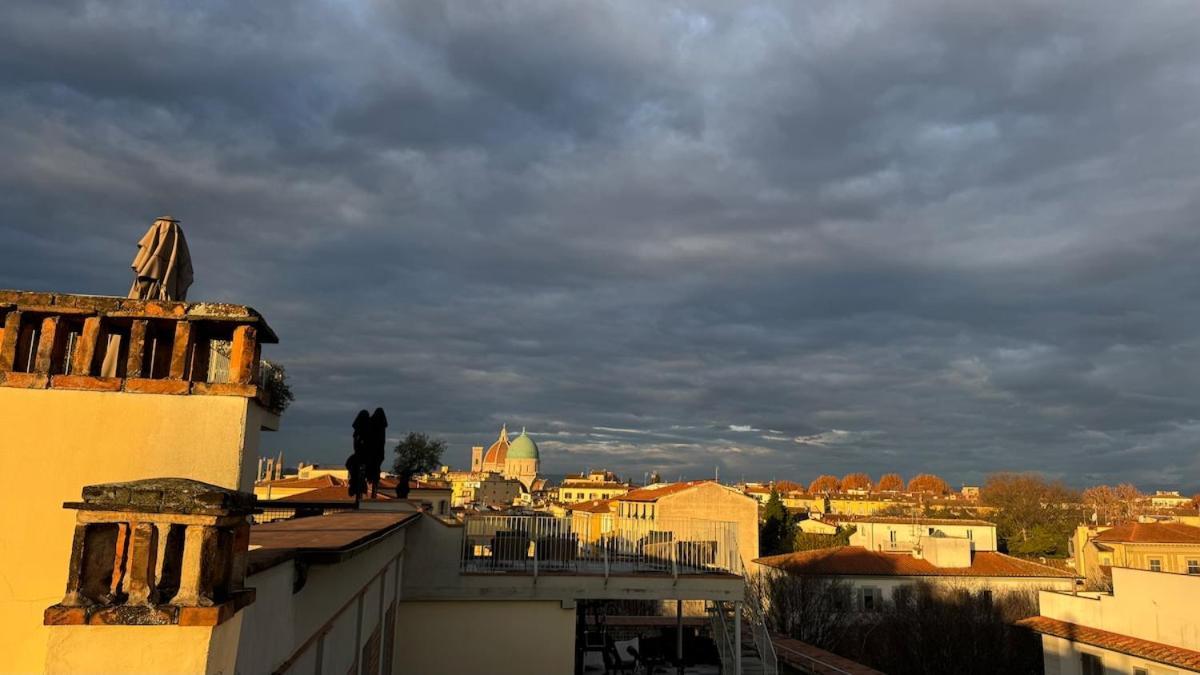 Small Penthouse With A Terrace Appartement Florence