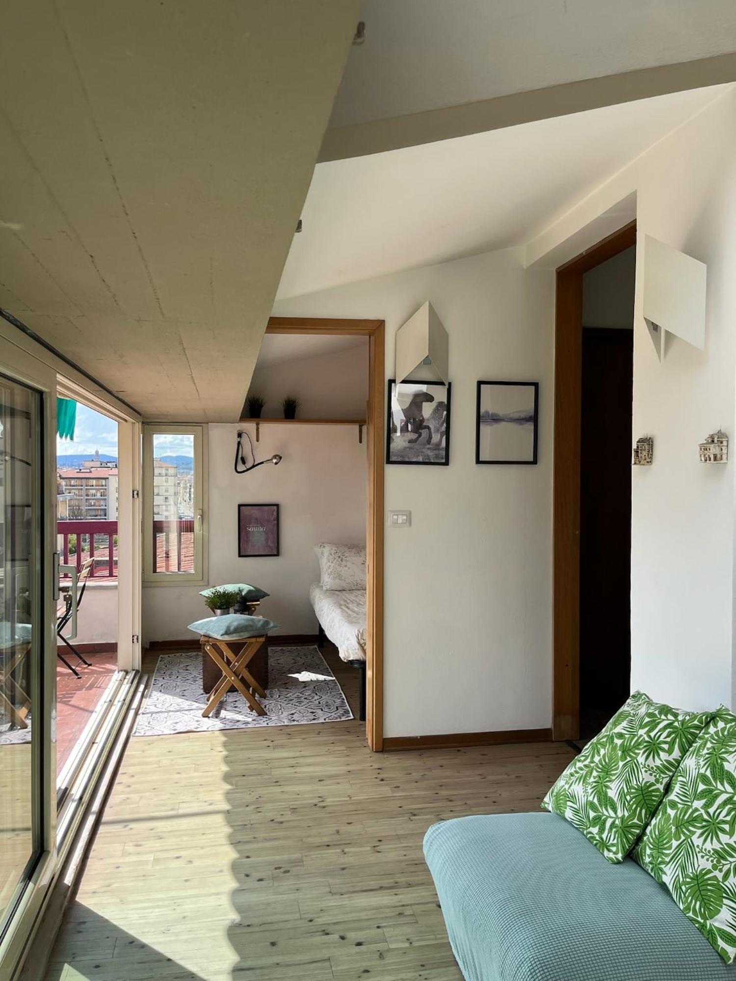 Settesanti Vintage Attic Apartment Florence