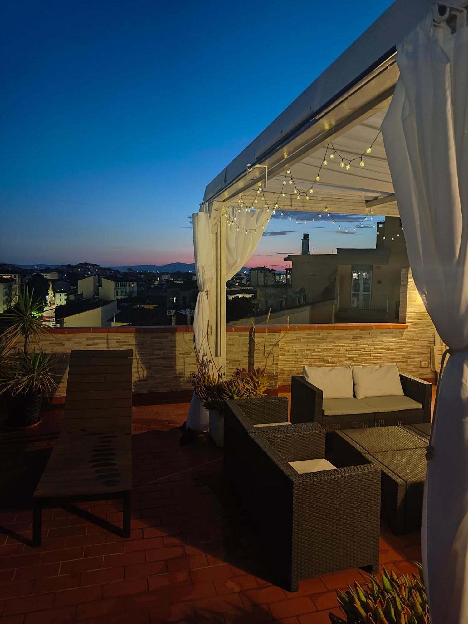 Panoramic Luxury Little Penthouse *
