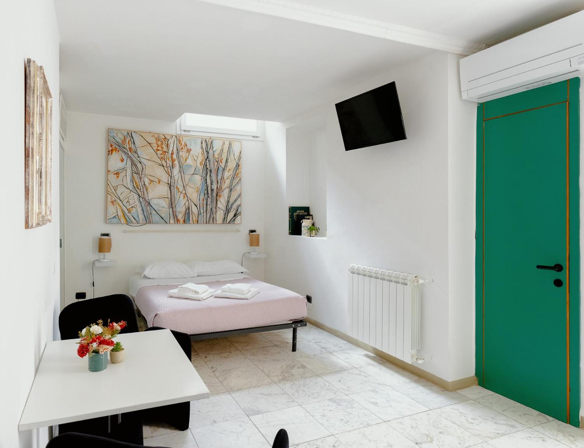 11 Duomo - Monolocale Caratteristico Apartment Florence