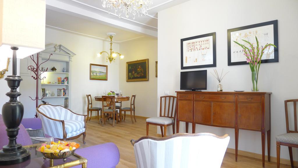 Apartment Arlecchino