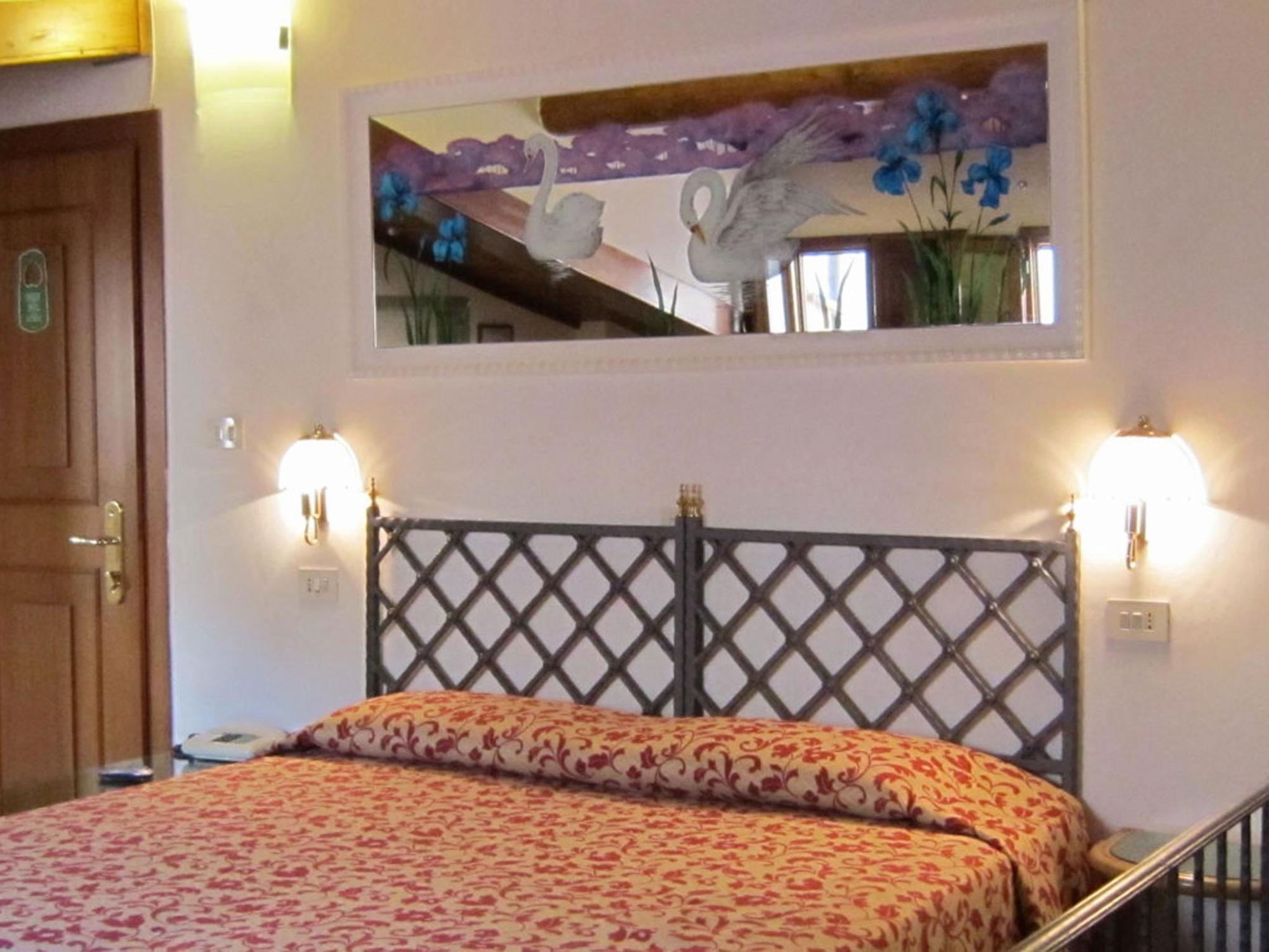 Hotel City Hotel