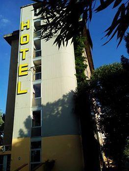Hotel Real Ristorante E Pizzeria Parking Free !!!