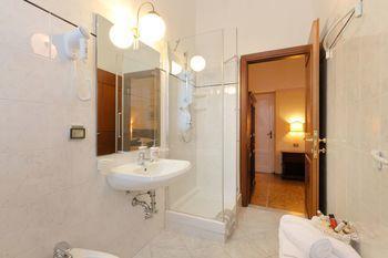 Residenza Maglioni Al Battistero