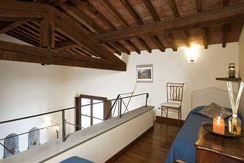 Apartment Palazzo Uguccioni *