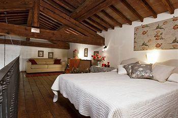 Apartment Palazzo Uguccioni Florenz