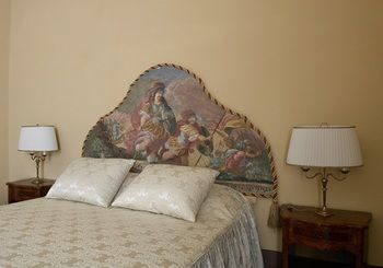 Poggio Couette-café 3*