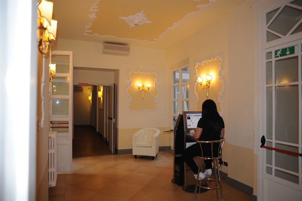 Hotel California Florence