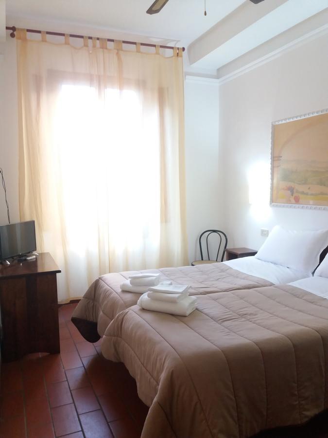 Hotel Airone