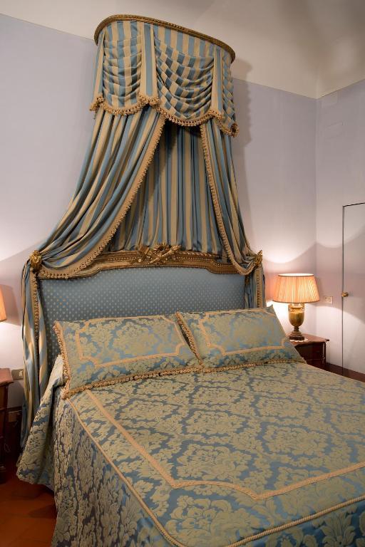Couette-café Poggio 3*