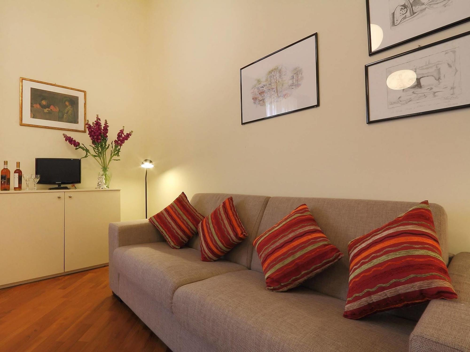 Relais Martinez Apartment Florenz