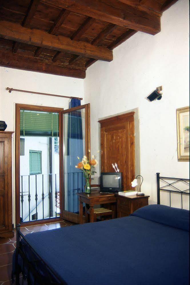 A.chiazza 2* Florença