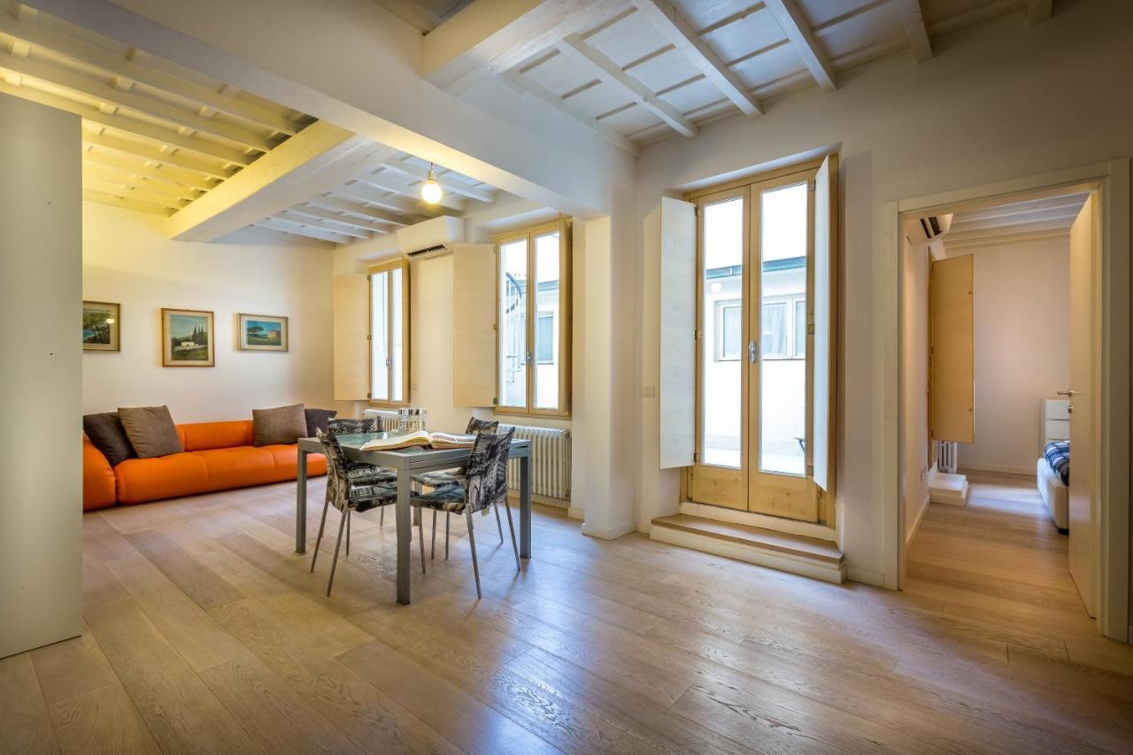 Relais Martinez Apartment Florenz
