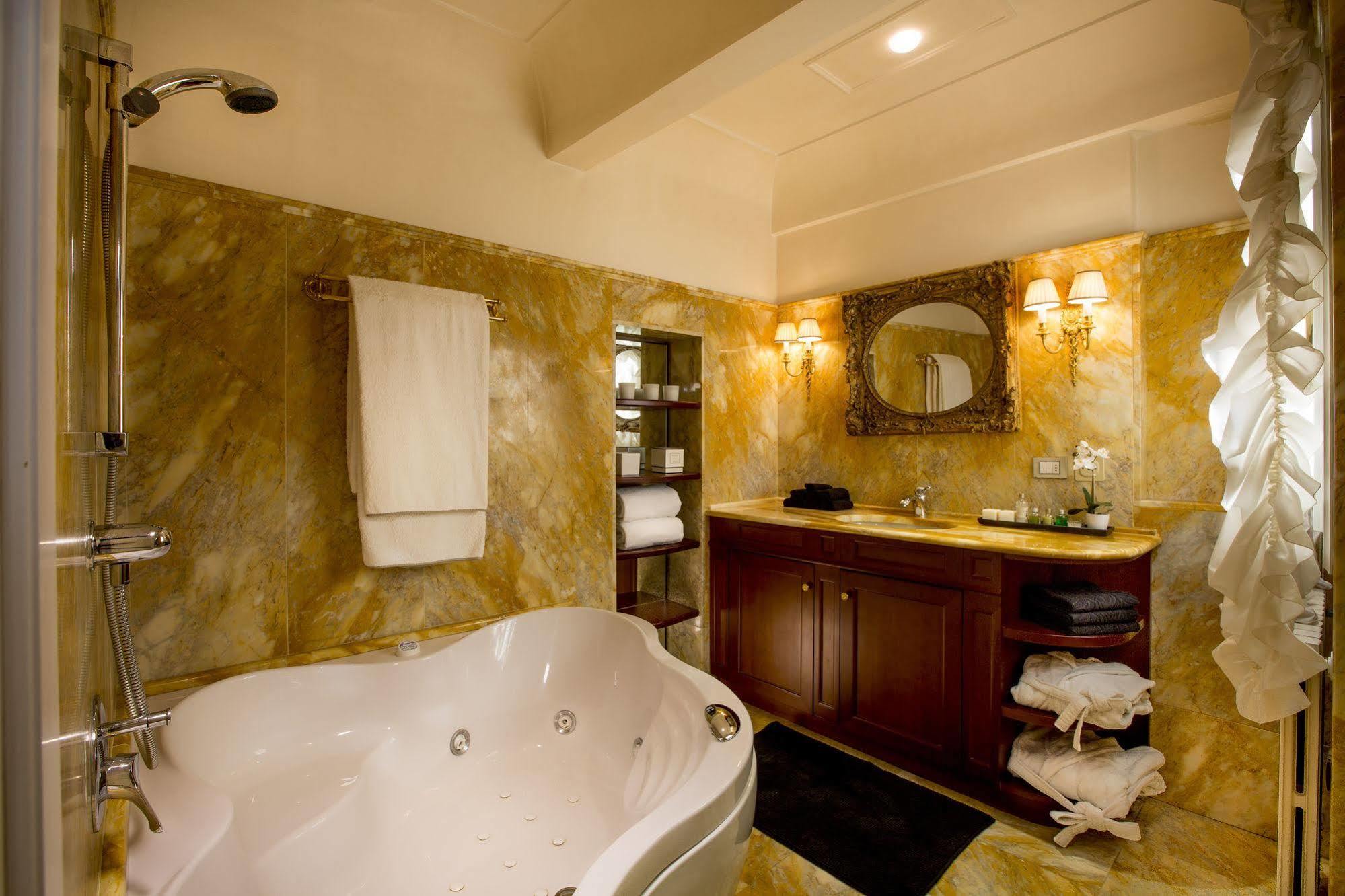 Torre Mannelli Guest house *